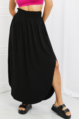 Zenana It's My Time Full Size Side Scoop Scrunch Skirt in Black Zenana It's My Time Full Size Side Scoop Scrunch Skirt in Black