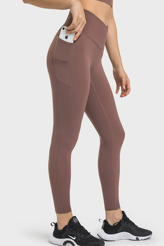 V-Waist Yoga Leggings with Pockets V-Waist Yoga Leggings with Pockets